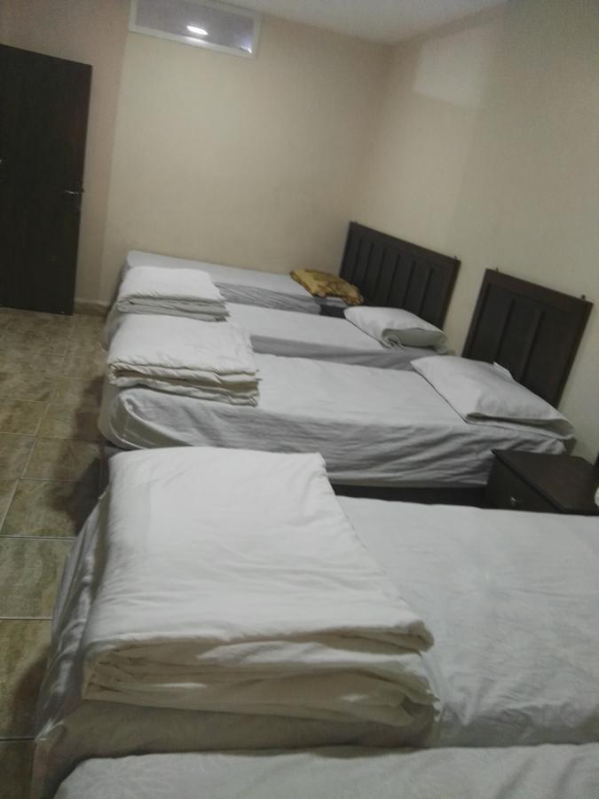 Sea Beach Hotel Акаба Экстерьер фото