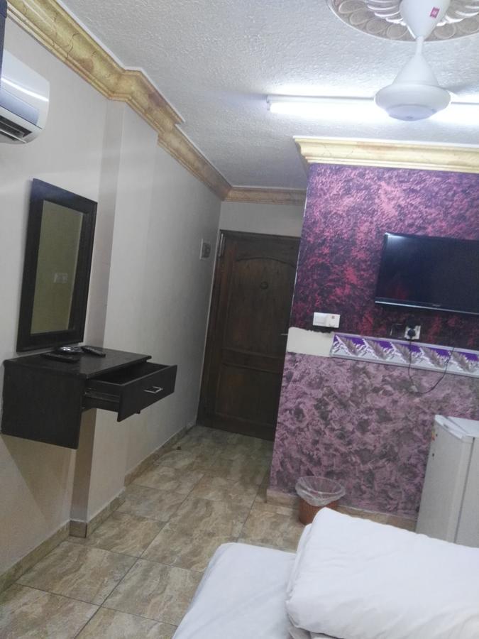 Sea Beach Hotel Акаба Экстерьер фото