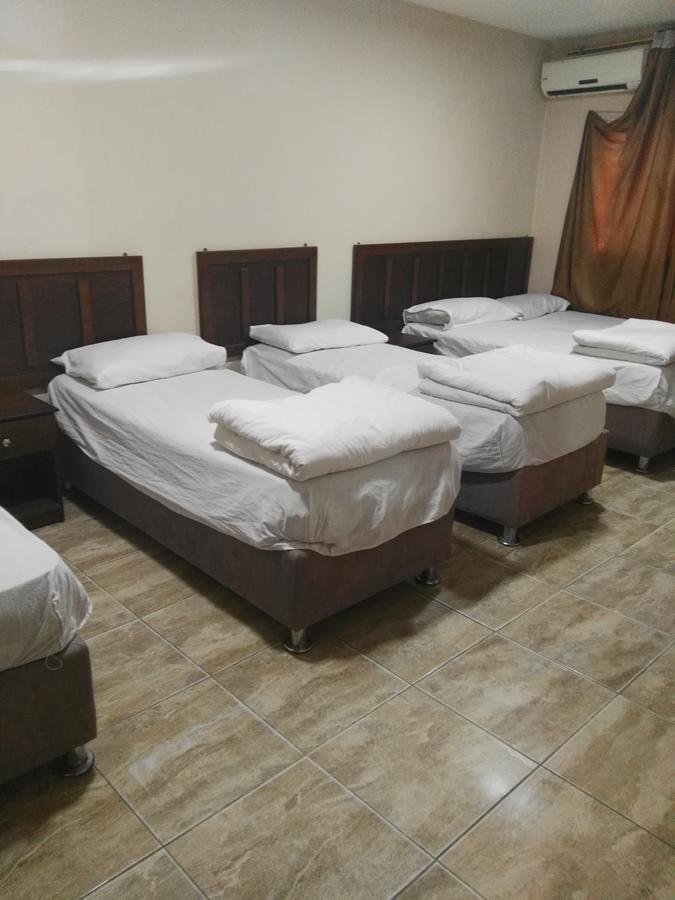 Sea Beach Hotel Акаба Экстерьер фото