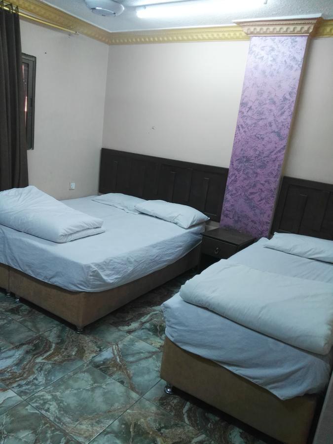 Sea Beach Hotel Акаба Экстерьер фото