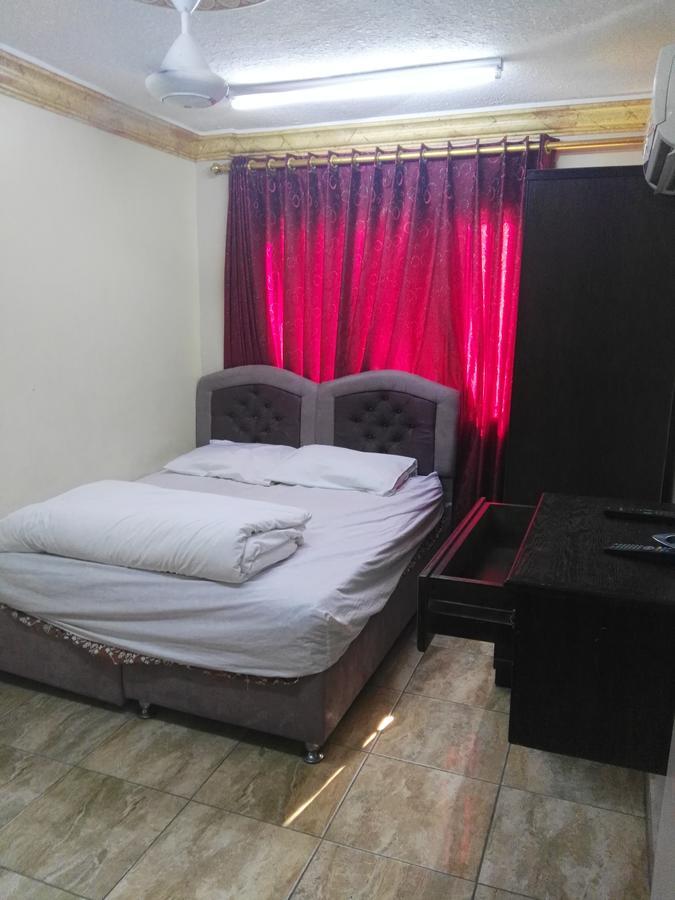 Sea Beach Hotel Акаба Экстерьер фото