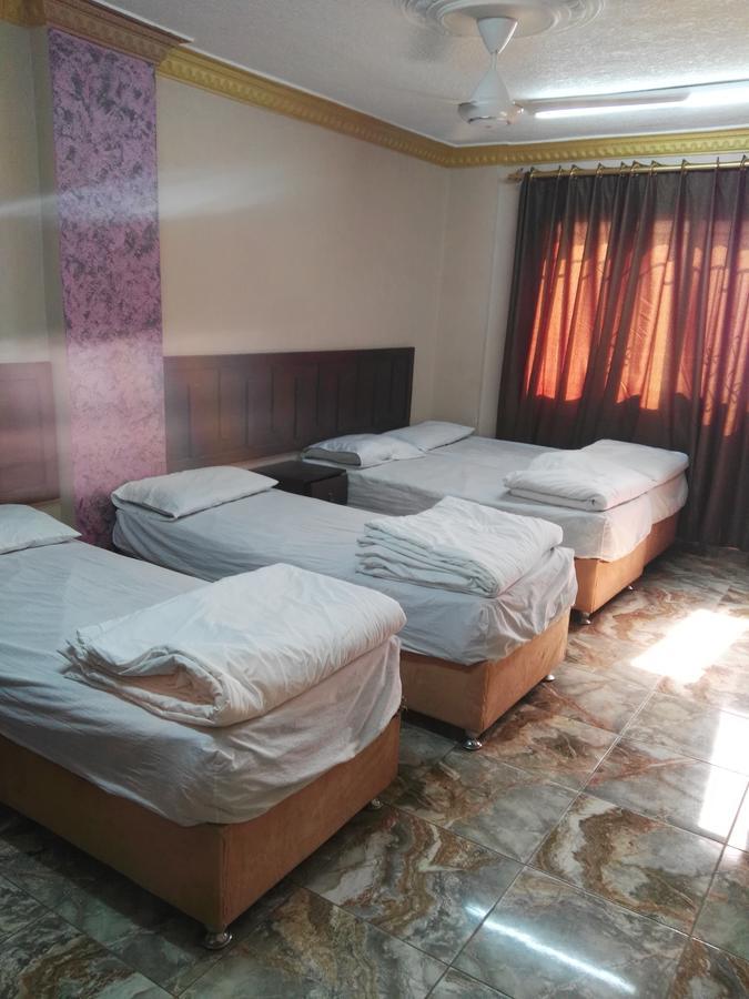 Sea Beach Hotel Акаба Экстерьер фото