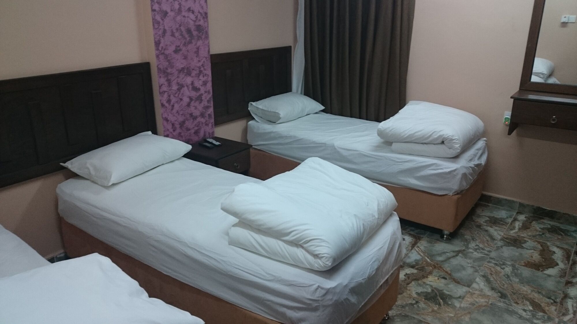 Sea Beach Hotel Акаба Экстерьер фото